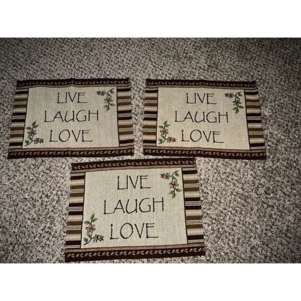 3 Live Laugh‎ Love Placemats